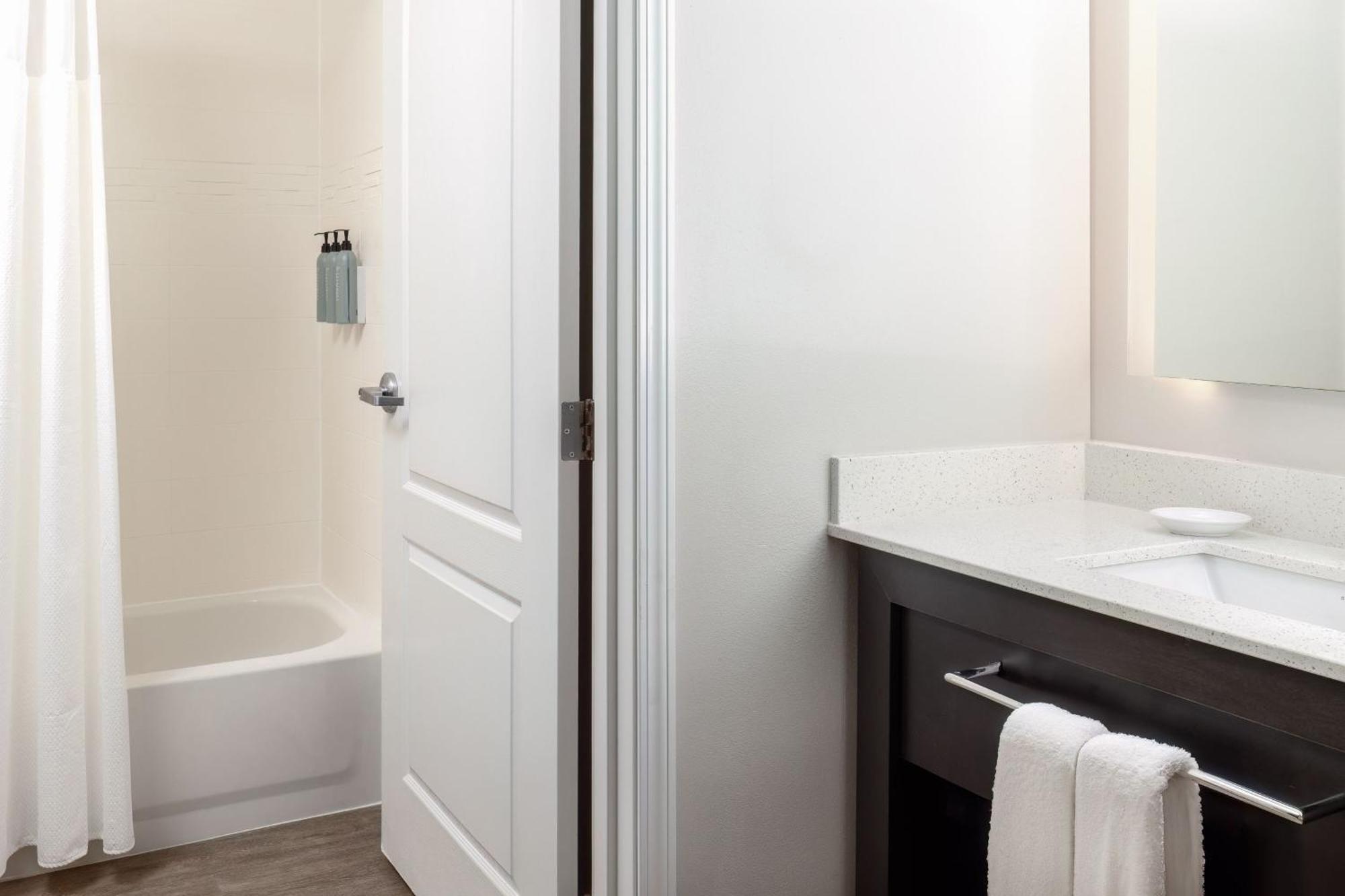 Residence Inn Providence Coventry West Greenwich Buitenkant foto